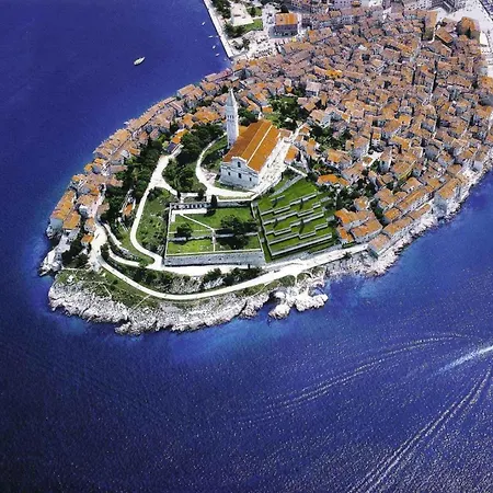 Apartman Cvek2 / Comfort Studio App / A2 Balcony Apts Rovinj